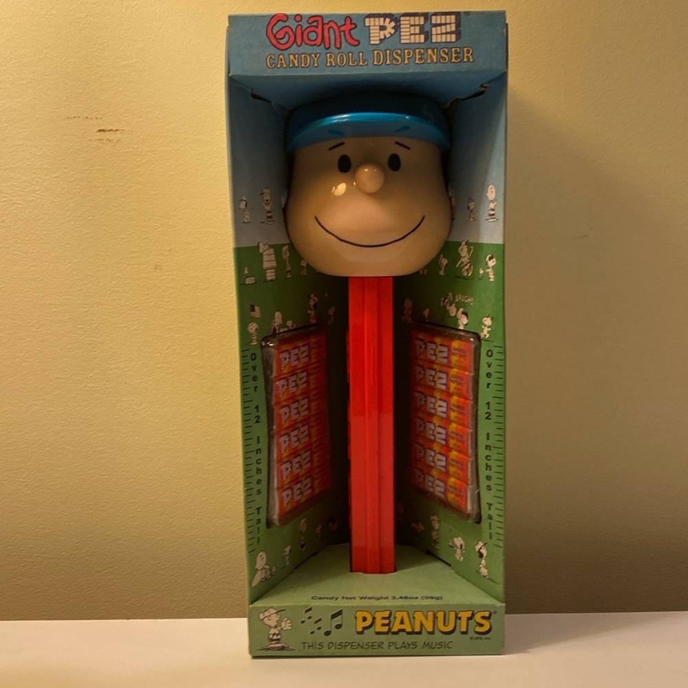 Pez 12” Charlie Brown Peanuts Candy Dispenser 2002